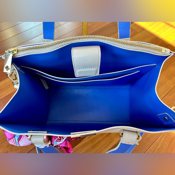 Kate Spade Arbour Hill Kyra tote bag in cream and blue with detachable crossbody - Picture 9 of 13